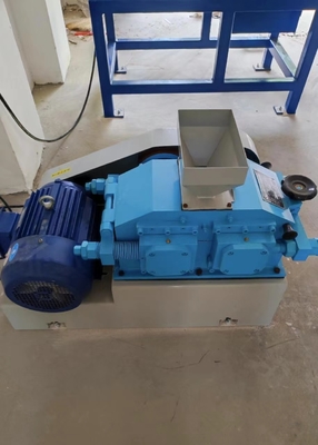 小さい 1500kg/H の倍のローラーの粉砕機の高エネルギーの利用